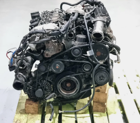 Motor mercedes ( OM646.963 )