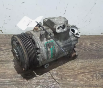 Compressor do ar condicionado Audi / Seat / Skoda / VW ( 6Q0820803H )