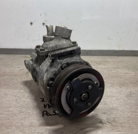 Compressor do ar condicionado Audi / Seat / Skoda / VW ( 1K0820803S )